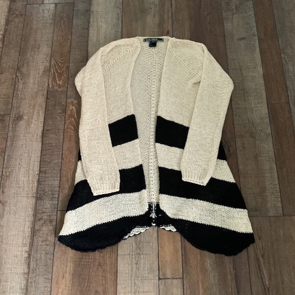 Love Stitch jr sz L open front cardigan euc